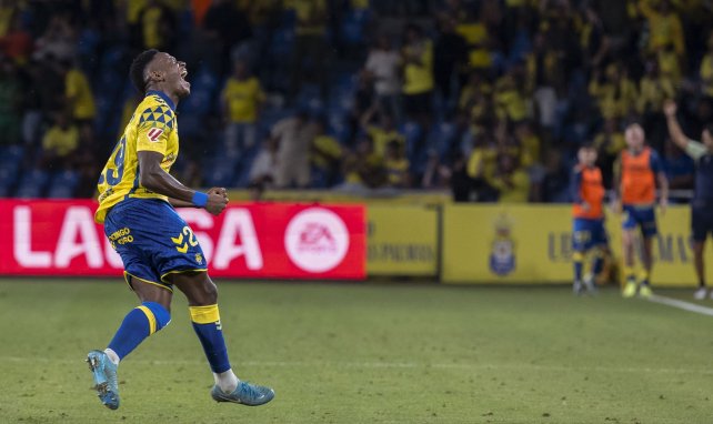 Dário Essugo con la UD Las Palmas