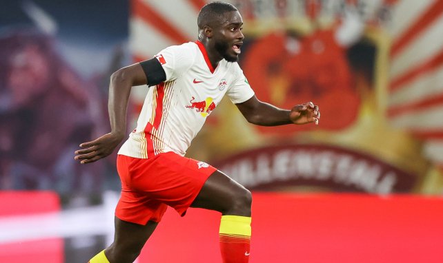 Dayot Upamecano sigue dando pie a infinidad de rumores