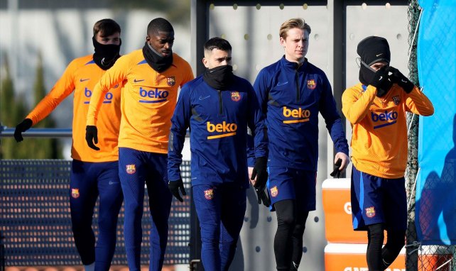 Jugadores del FC Barcelona en un  entrenamiento