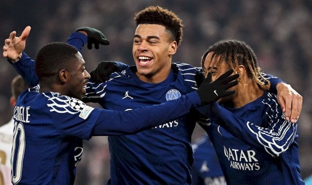 Los jugadores del PSG celebran un gol