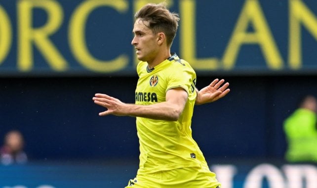 Denis Suárez con el Villarreal.