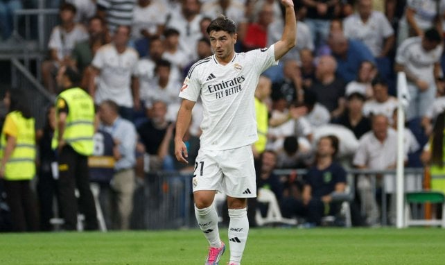 Brahim Díaz con el Real Madrid