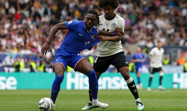 Manu Koné, con la Selección de Francia