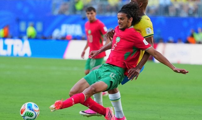 Ayyoub Bouaddi, observado por el Liverpool
