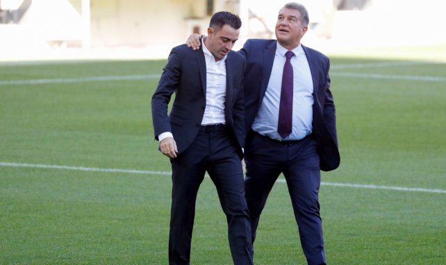 Laporta con  Xavi