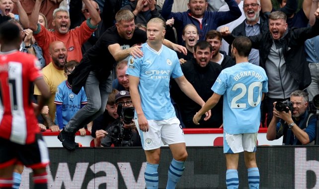 Erling Haaland festeja con el Manchester City