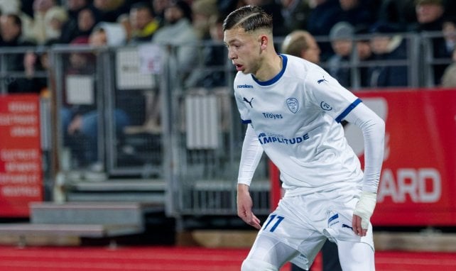 Mathys Detourbet, la nueva apuesta del Manchester City