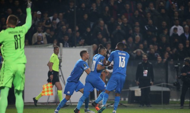 Dimitri Payet celebra su gol ante el PAOK