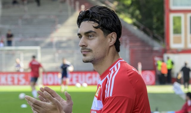 Diogo Leite aplaude