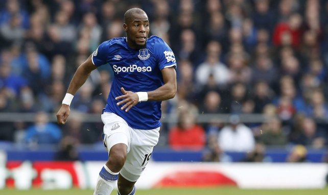 Djibril Sidibe se abre paso en la agenda del Sevilla.