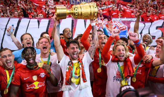 El RB Leipzig celebrando el título de Copa alemana