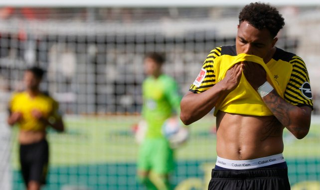 Donyell Malen, en acción durante un encuentro del Borussia Dortmund