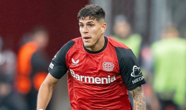 Piero Hincapié con el Bayer Leverkusen