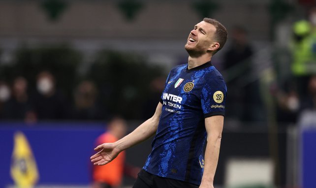 Edin Dzeko se lamenta