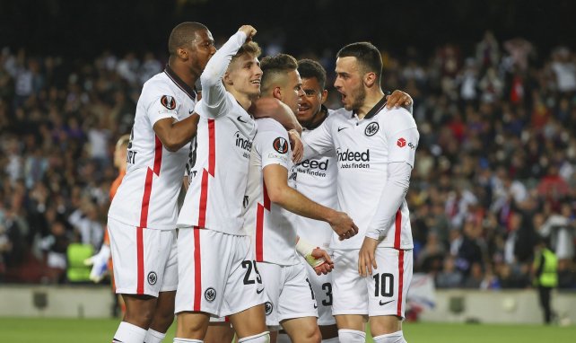 Los jugadores del Eintracht Frankfurt celebran un gol
