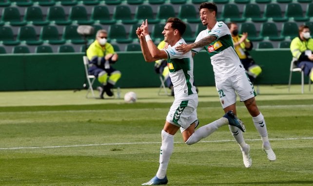 El Elche celebra un gol