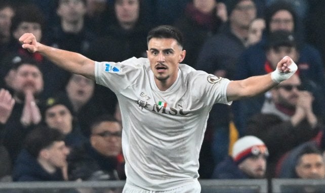 Eljif Elmas llega a la Atalanta