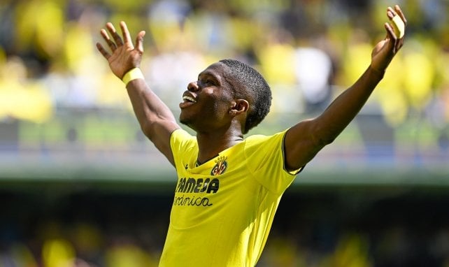 Thierno Barry con el Villarreal