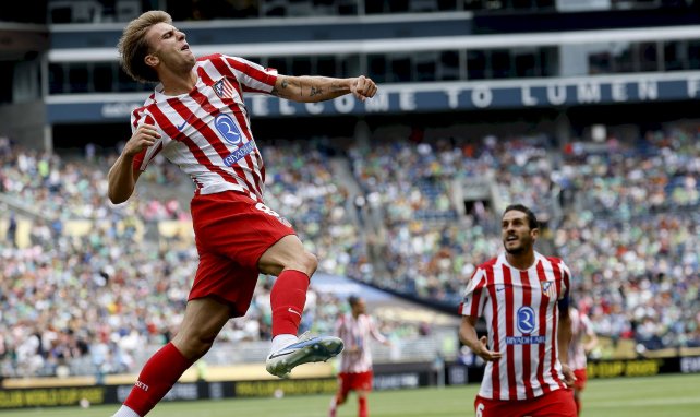 Pablo Barrios celebra un gol