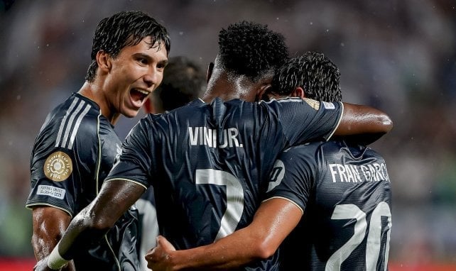 Los jugadores del Real Madrid celebran un gol