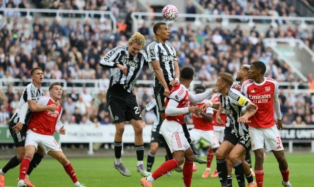 Duelo entre Newcastle y Arsenal