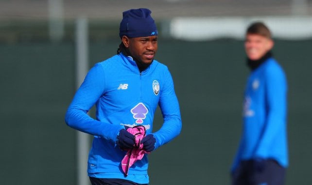 Ademola Lookman deshoja la margarita