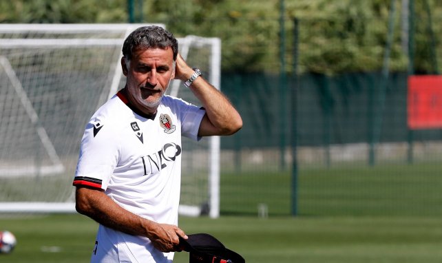 Christophe Galtier con los coloeres del OGC Nice