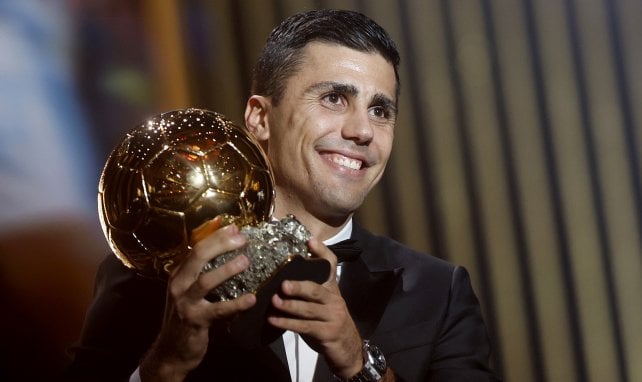 Rodri con el Balón de Oro