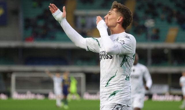 Sebastiano Esposito levanta pasiones