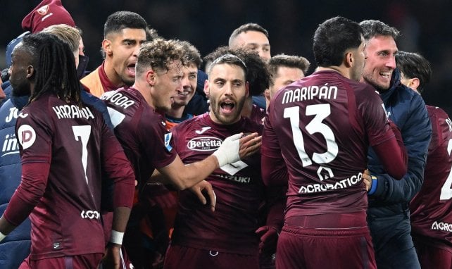 Los jugadores del Torino celebran un gol