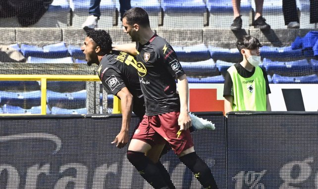 Éderson celebrando un gol con la Salernitana