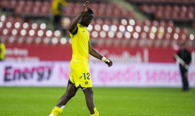 Eric Bailly con el Villarreal