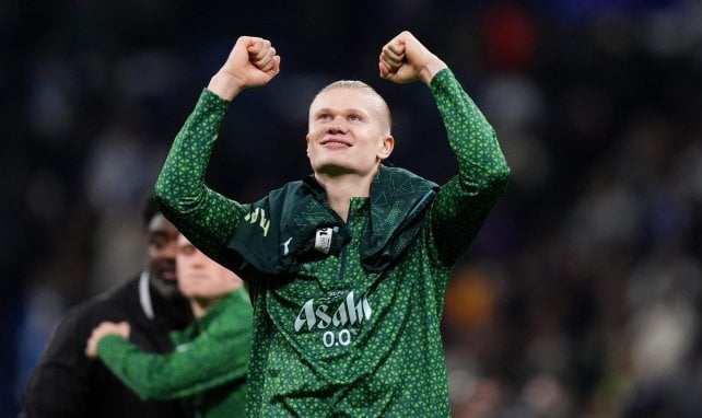 Erling Haaland se deja querer de nuevo