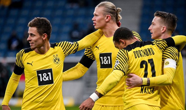 El Borussia Dortmund celebra el gol de Erling Haaland