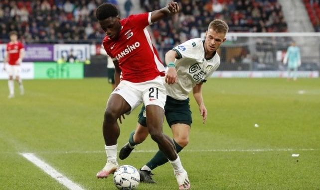Ernest Poku con el AZ Alkmaar.