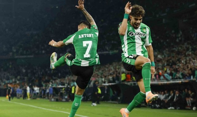 Europa League | Seis minutos de inspiración disparan al Real Betis