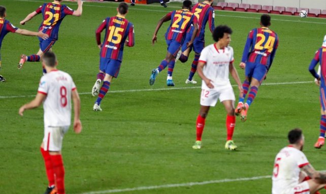El FC Barcelona celebra el gol de Gerard Piqué