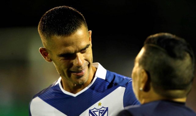 Fernando Gago se retira en Vélez Sarsfield