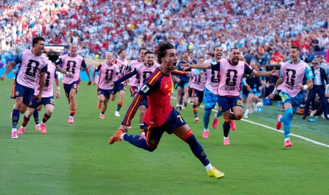 El FC Barcelona espera a Ferran Torres