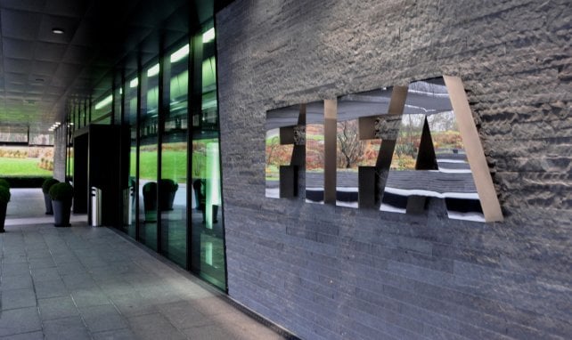 ¡Golpe de efecto histórico: la FIFA aprueba una revolución total en el mercado de fichajes! 