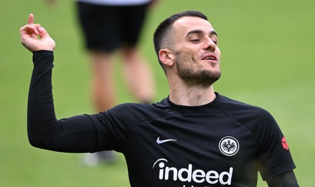 Filip Kostic con el Eintracht de Frankfurt