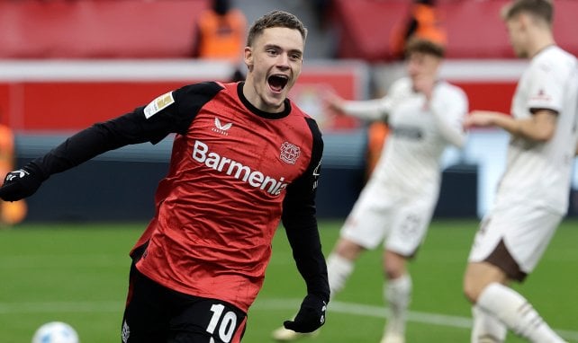 Florian Wirtz celebra un gol del Bayer Leverkusen.