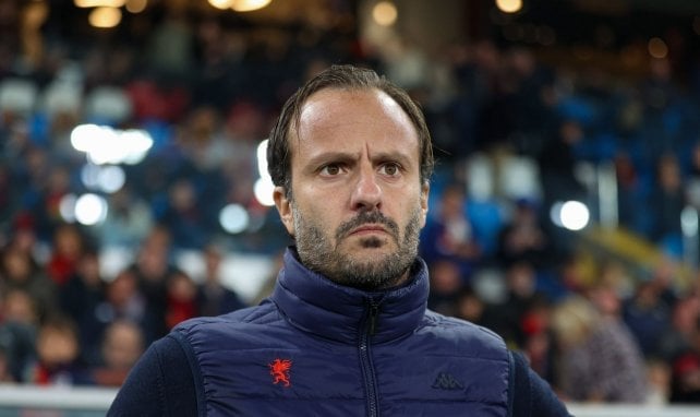 Alberto Gilardino en un partido del Génova