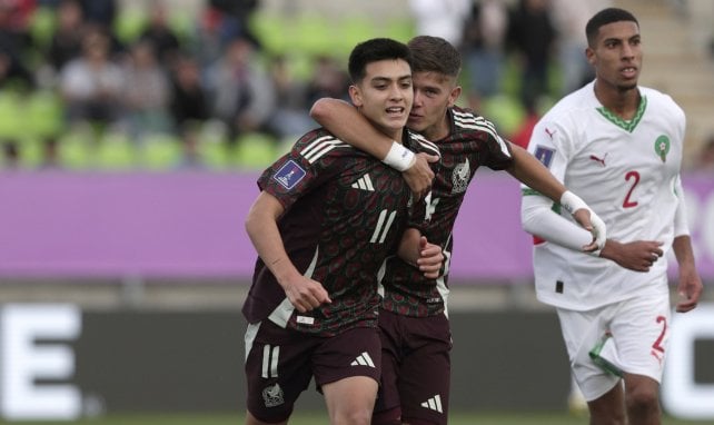 Batalla entre Real Madrid y Manchester United por la sensación mexicana