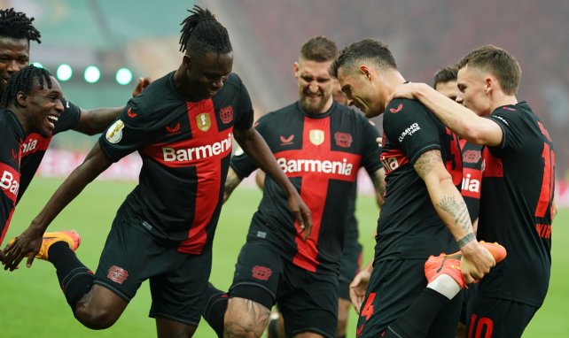 Jugadores del Leverkusen celebrando un gol