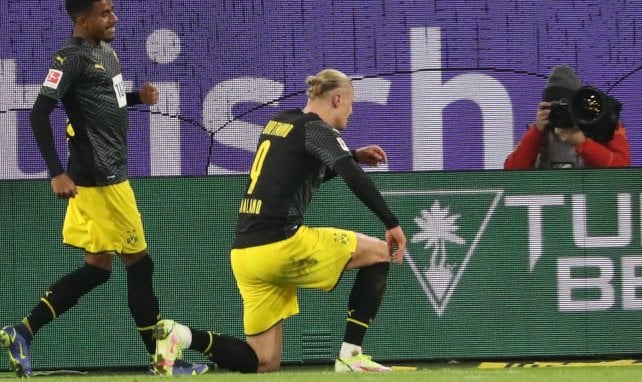 Erling Haaland celebra un gol con el Borussia Dortmund