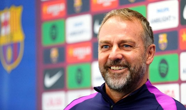 FC Barcelona | Hansi Flick no zanja el culebrón de Lewandowski