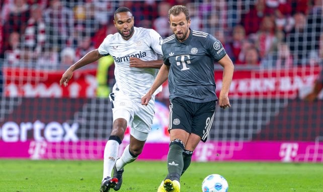 Jonathan Tah y Harry Kane