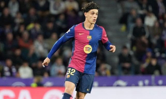 Héctor Fort con el FC Barcelona.