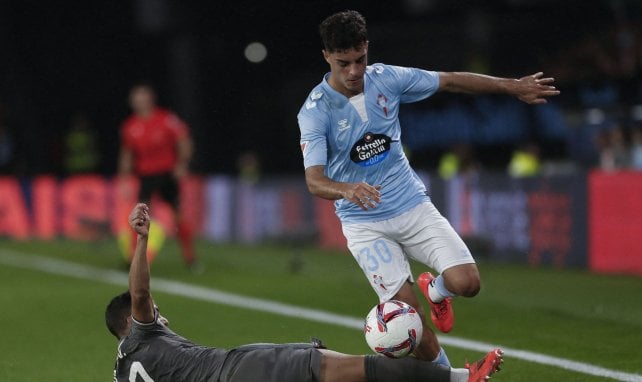 Hugo Álvarez jugando para el Celta